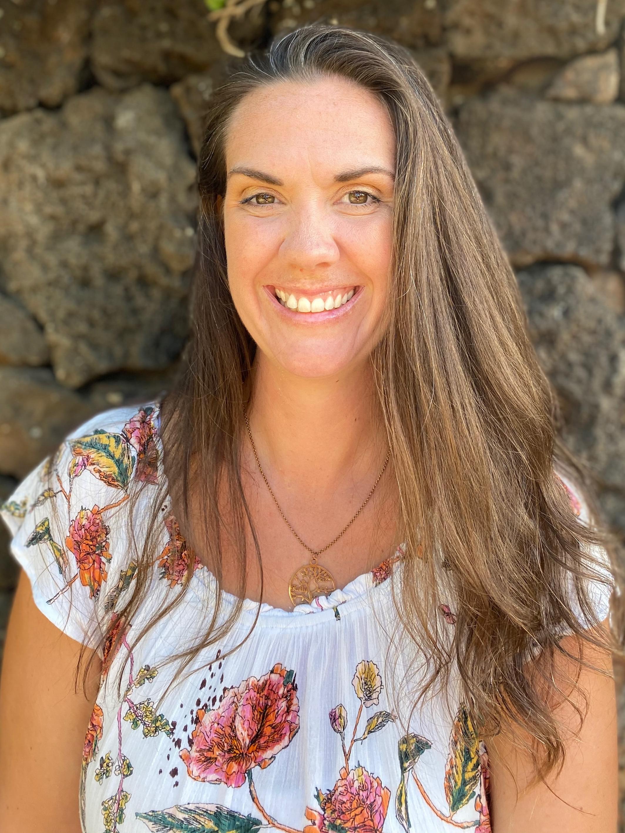 Dr. Kelly Robb of Hello Chiropractic in Lihue