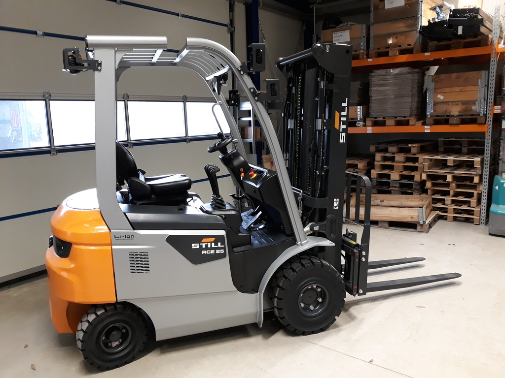 Hochregallager von esa in Barleben