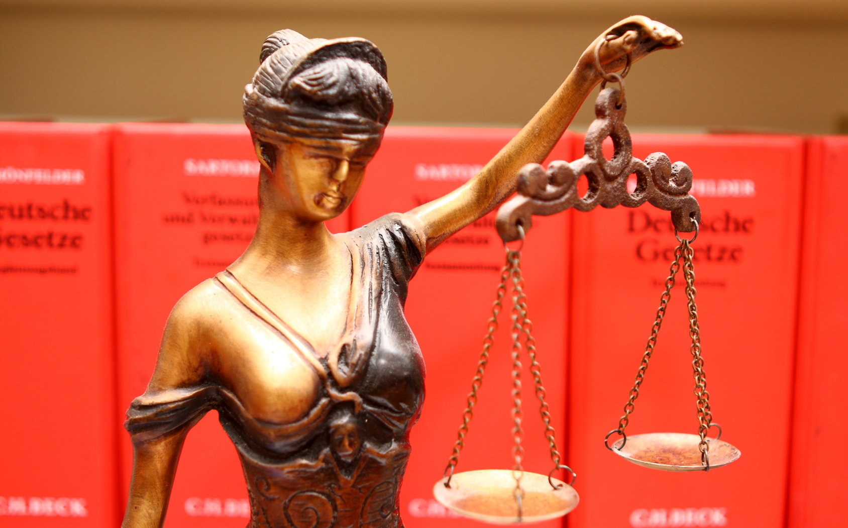 Rechtsgebiete RA Tiemann