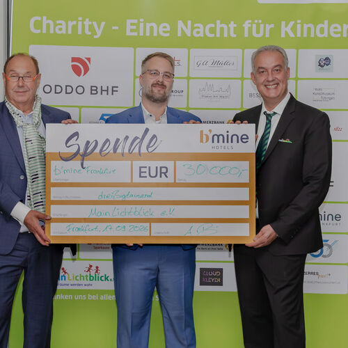 Spendenübergabe MainLichtblicke e.V.
