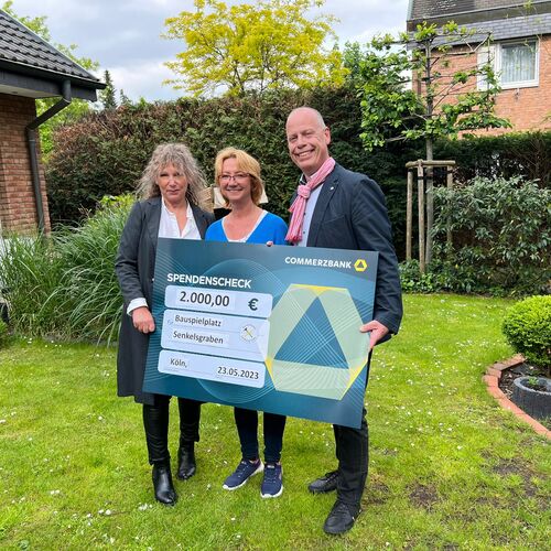 Spendenübergabe Bauspielplatz Senkelsgraben e.V.