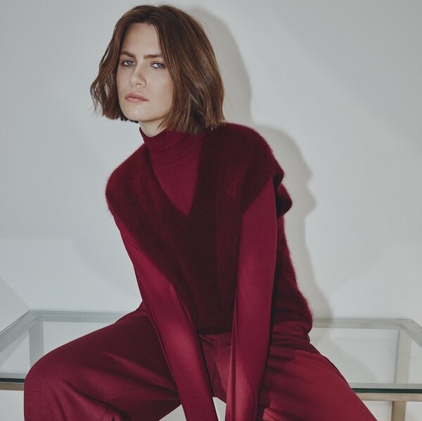 Le Comte F/W 2025 - bordo farbendes Oberteil, Weste und Hose