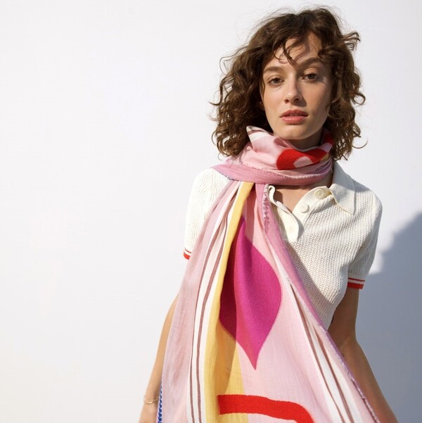 Codello F/S 2026 - buntes Tuch mit Muster