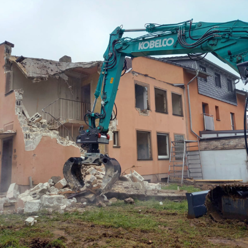 Abbruch eines Gebäudes durch Aldea Bau