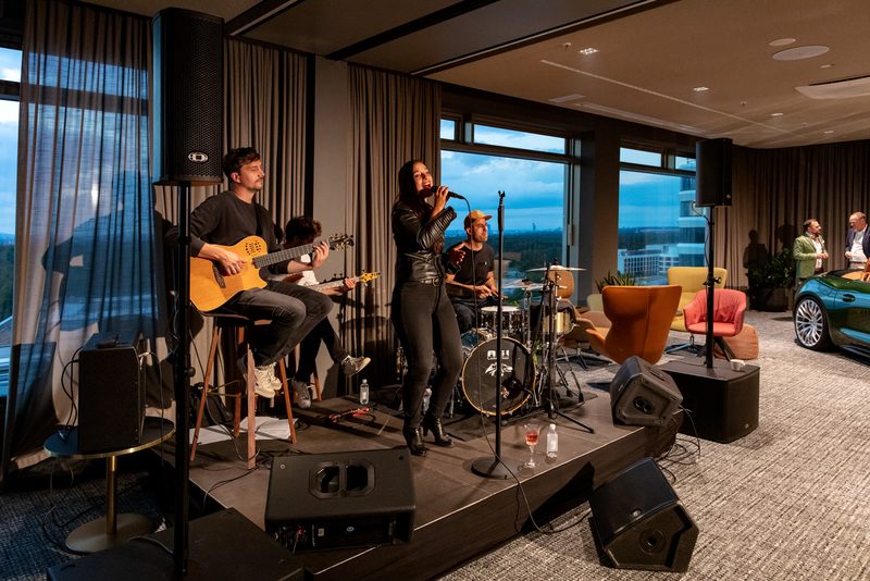 Kaye-Ree und Band in der Eventetage