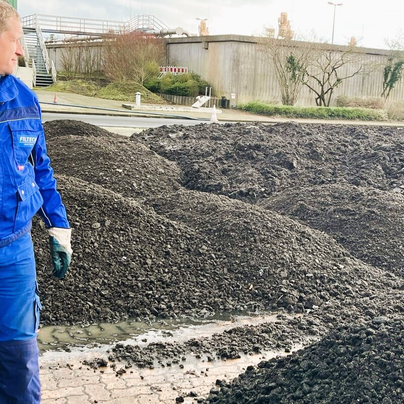 Faulturmreinigung mit Tauchern inkl. Entwässerung