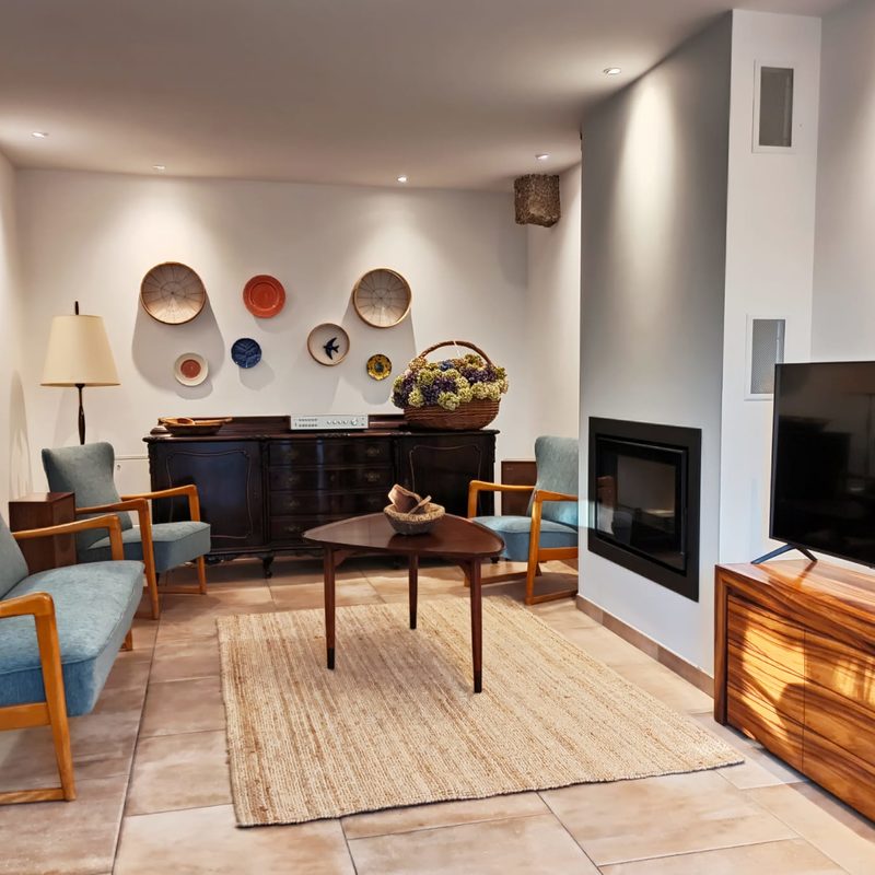 Zona de Estar com Recuperador a Lenha