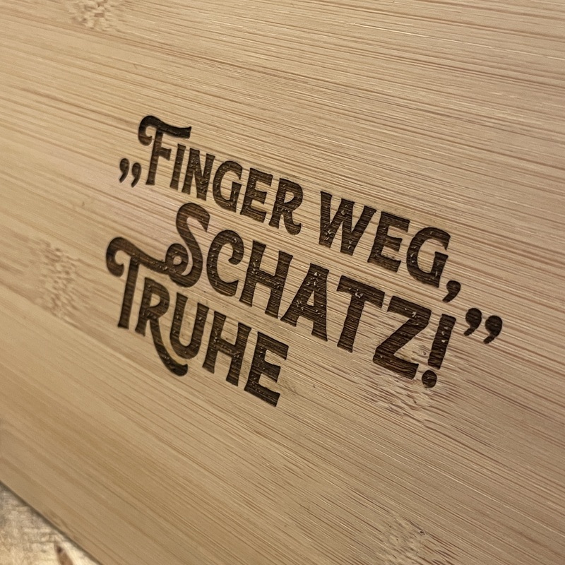 Beispiel Lasergravur auf einem Bambus-Deckel