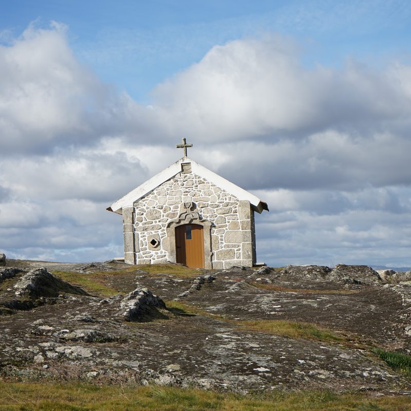 Ermida de S.Gens para um belo pôr-do-sol ou apreciar uma noite estrelada com 180.º de visão