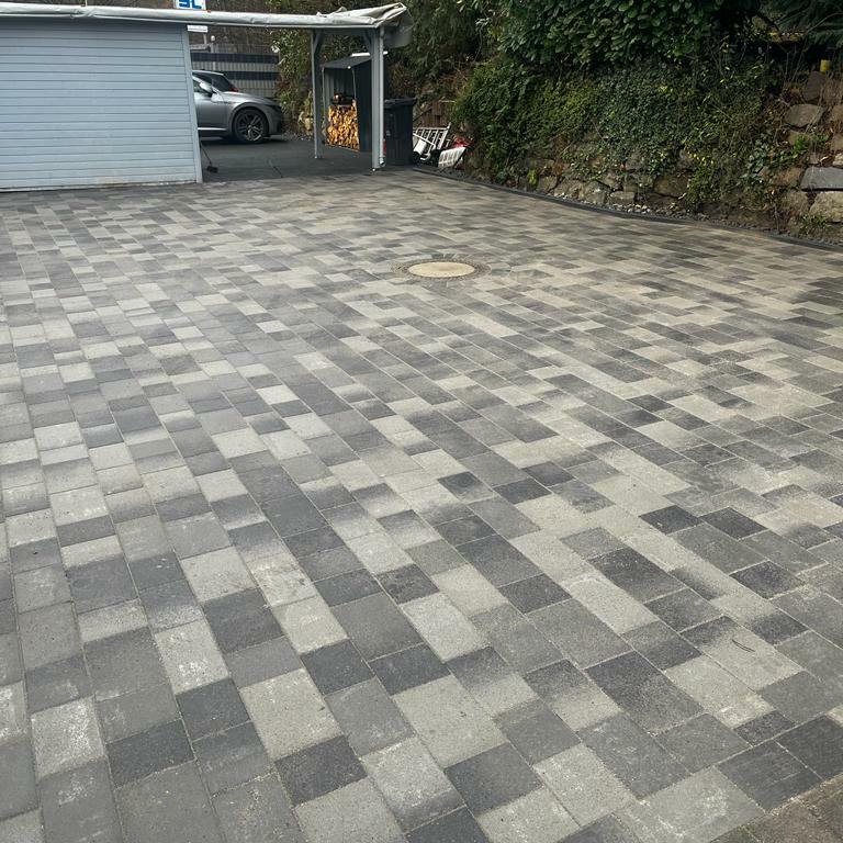 Pflasterarbeiten Einfahrt