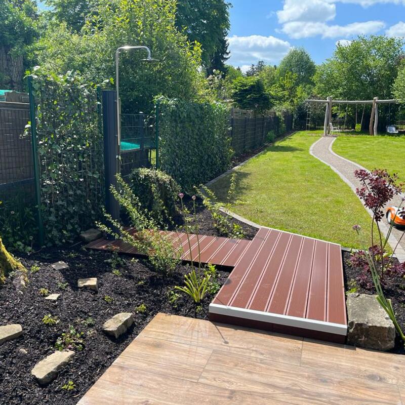 
Terassenbepflanzung Garten