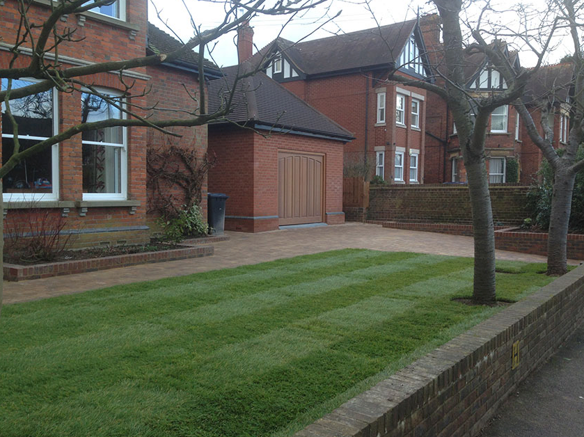 Lawns and Garden Design by Rococo